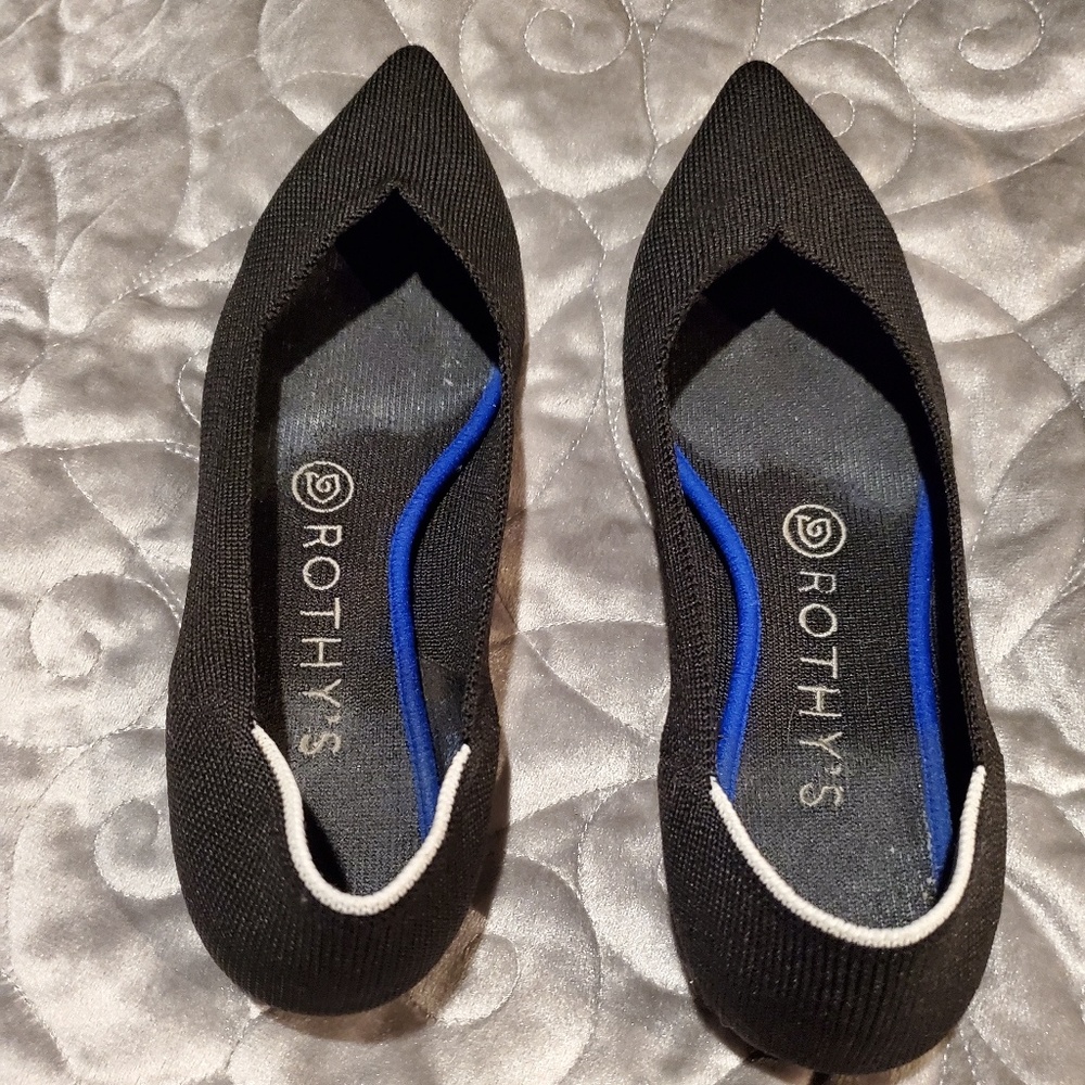 Rothys black pointed toe flats